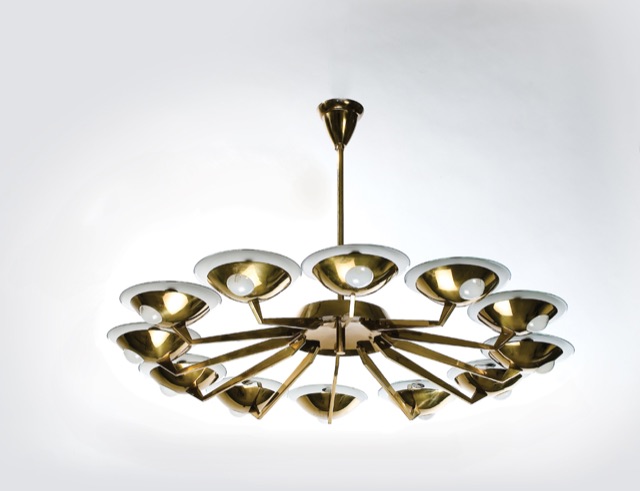 Lampadario in ottone a dodici luci